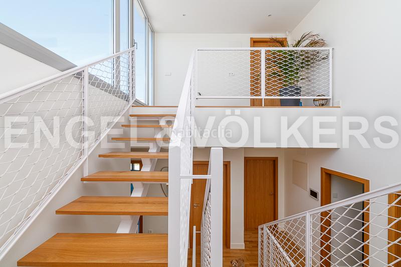 Foto 916e45ee-01ff-40a7-a485-62057a02c8a7. Casa moderno chalet con espectaculares vistas en Vigo