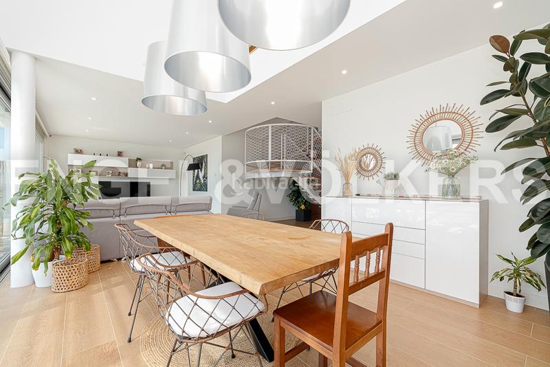 Foto 984b7bee-781b-4e3c-a6a5-899fecfe114d. Casa moderno chalet con espectaculares vistas en Vigo