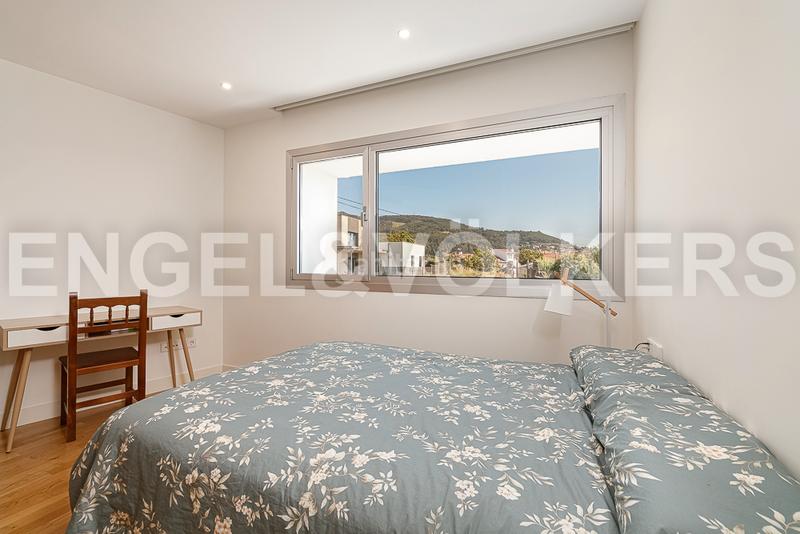 Foto 9ba9fe83-bc08-4e4d-951c-df344dcbda2b. Casa moderno chalet con espectaculares vistas en Vigo