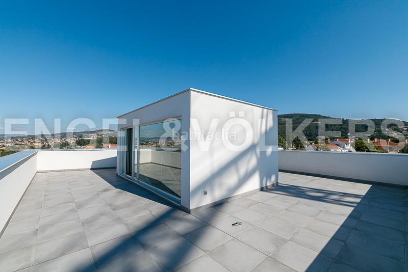 Foto bd376ffd-5ec2-4831-9c00-5742cdcacedf. Casa moderno chalet con espectaculares vistas en Vigo