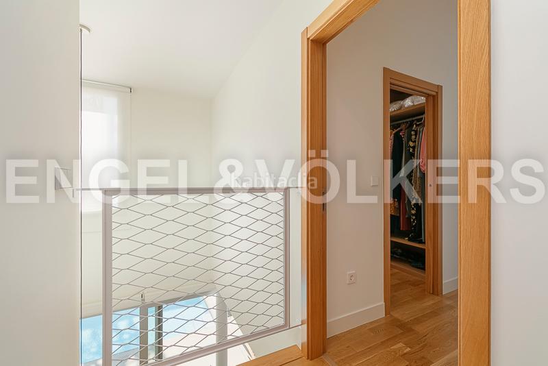 Foto f3f96870-8e04-4cbe-b536-f6aa97400140. Casa moderno chalet con espectaculares vistas en Vigo