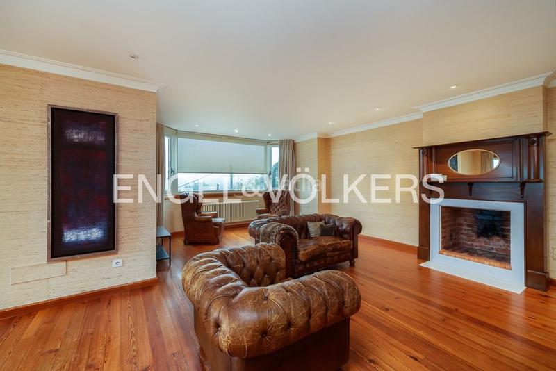 Foto 06224375-2618-44e1-af94-ab862fff81c6. Maison avec chauffage parking piscine dans Coia Vigo