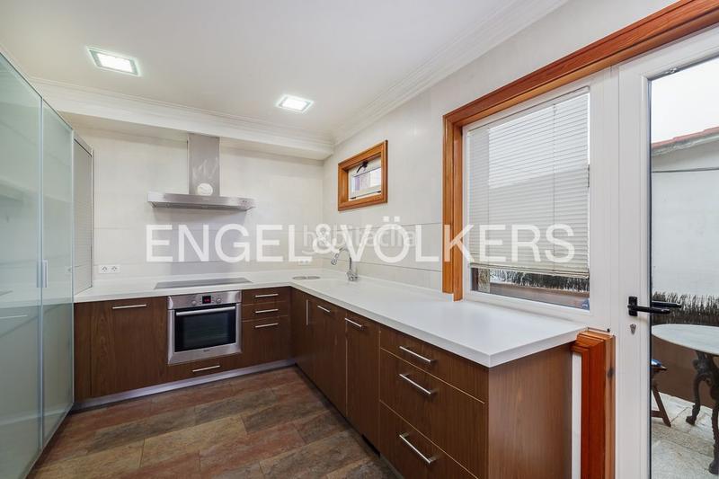 Foto 0a6d374f-89cf-4216-8e3d-7e304337df2a. Maison avec chauffage parking piscine dans Coia Vigo