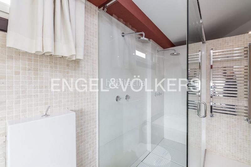 Foto 27299dd8-aa1c-45bc-a114-30e5899b85a7. Maison avec chauffage parking piscine dans Coia Vigo