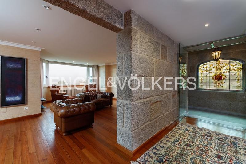 Foto 379f457a-c974-4952-a97b-b3edaf99736f. Maison avec chauffage parking piscine dans Coia Vigo