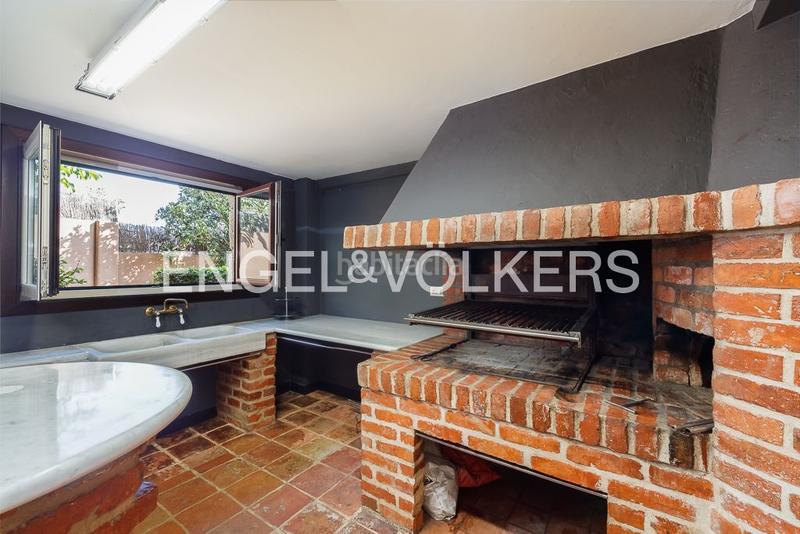 Foto 44605b9c-6767-4d38-9eae-1ab003b88c7b. Maison avec chauffage parking piscine dans Coia Vigo