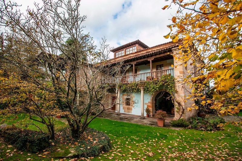 Foto c13297da-dd3e-49ed-9035-9273d83a1eaa. Casa amb piscina a Mazcuerras