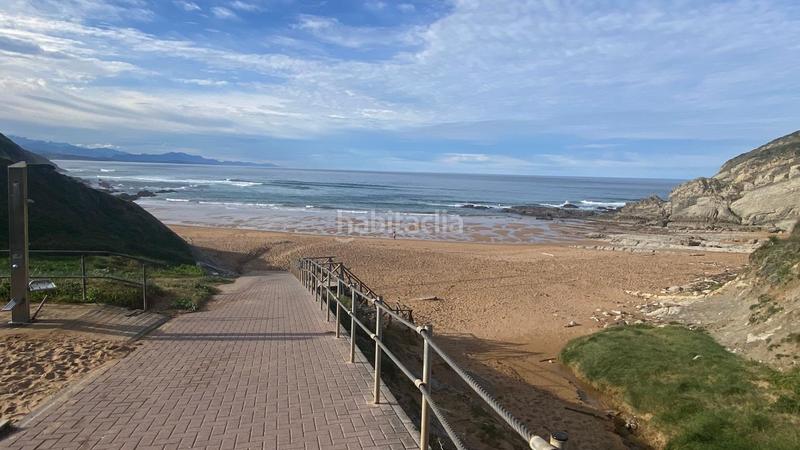 Foto 66f33a54-d2d0-49b4-b332-09994086d4e9. Terrain résidentiel dans barrio landia 5 dans Suances