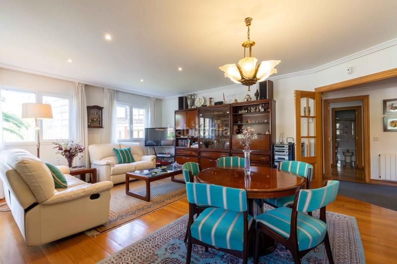 Foto 06d16d1c-174a-4fbb-b0ab-507f8e5d44e6. Appartement dans av infantes 16 dans El Sardinero Santander