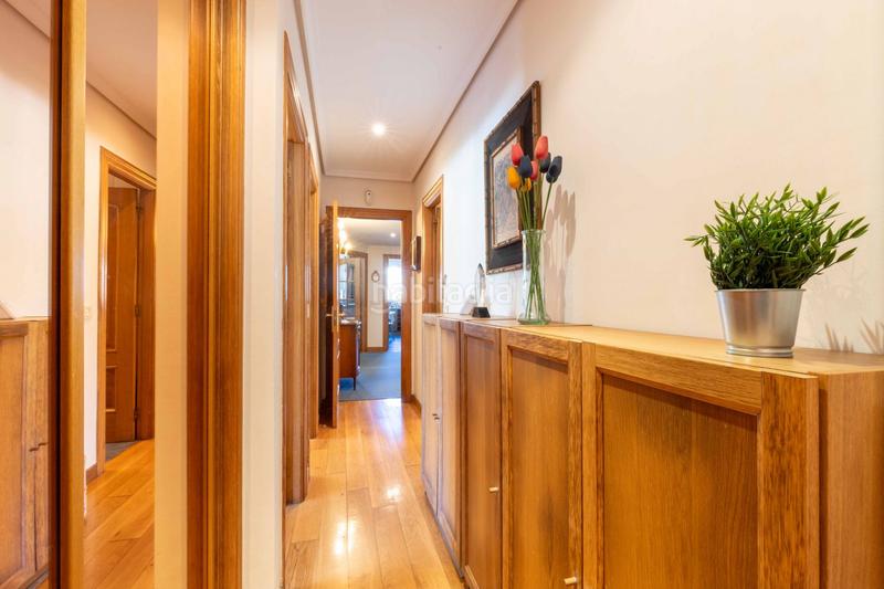 Foto 8787d8bc-f203-4e07-ade8-dd543aae77c8. Appartement dans av infantes 16 dans El Sardinero Santander