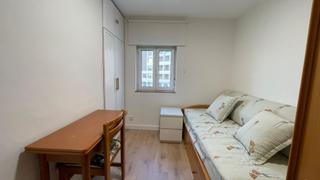Location Appartement  Paseo general davila. Alquiler de habitaciones por temporada en piso compartido  3 hab