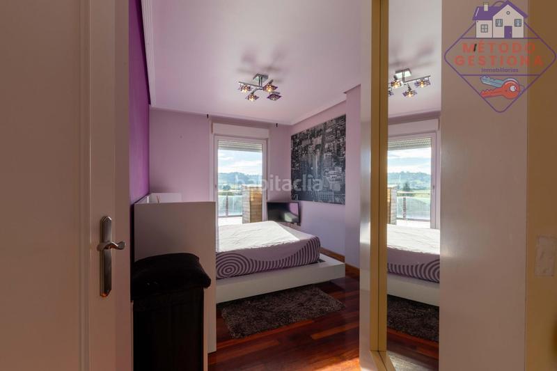 Foto 75955252-112c-4dad-8bb0-7161e1f3ddc0. Attique avec chauffage parking dans Cudón Miengo