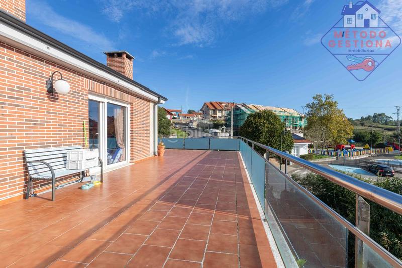 Foto c7a764af-d1e7-4593-b17c-995b79dd6632. Attique avec chauffage parking dans Cudón Miengo