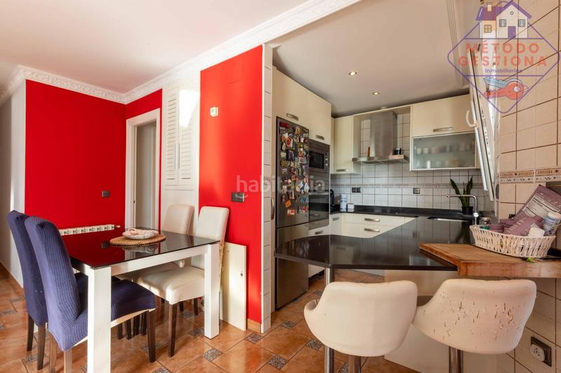 Foto d3e5389a-b38d-43de-8489-193c73fb3f80. Attique avec chauffage parking dans Cudón Miengo