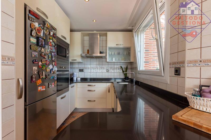 Foto ffc7e9ce-eb33-47c0-b5ab-84637261c1df. Attique avec chauffage parking dans Cudón Miengo