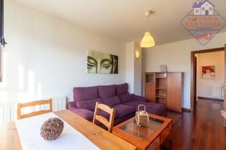 Attique à Reocín. Vivienda con vistas, terraza y plaza de garaje, lista para entra