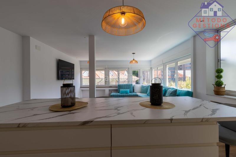 Foto 33a9da8d-7c9a-4220-a1c0-3fb09562fe8a. Pis amb calefacció aparcament a El Sardinero Santander