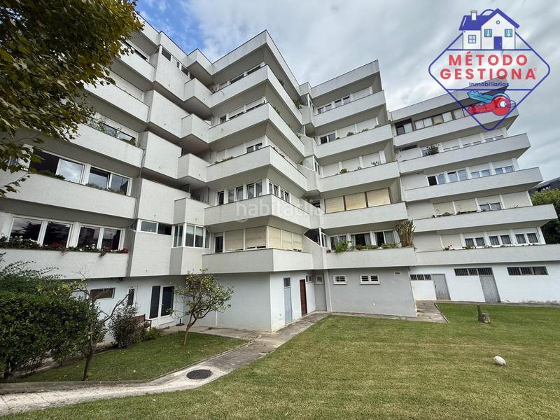 Foto a4d9871f-834b-4ea1-a3c3-dddb23334e7d. Pis amb calefacció aparcament a El Sardinero Santander