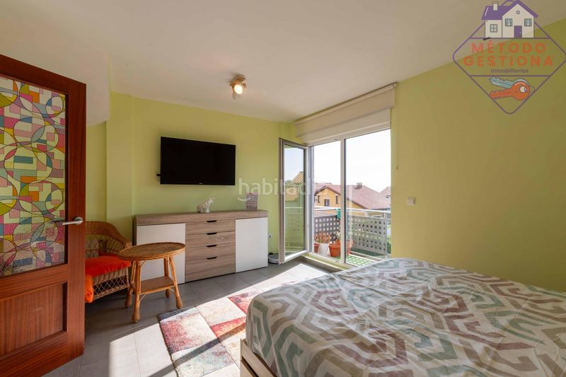 Foto 430a0576-2980-493b-8096-7d6180d04b06. Casa pareada chalet pareado con vistas en cortiguera en Suances