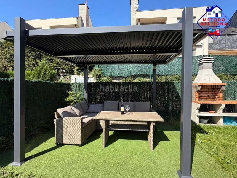 Foto f7efcfc1-a42e-4341-b005-d9cdc575cc98. Casa pareada chalet pareado con vistas en cortiguera en Suances