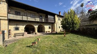 House in Cabuérniga. Valle cabuérniga cantabria auténtica, verde y serena