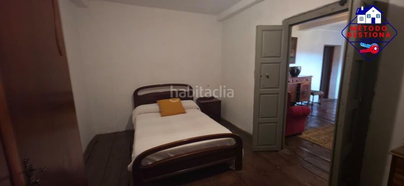 Foto a7b7b30e-c721-4019-8e20-e62888728434. Casa amb aparcament a Cabuérniga