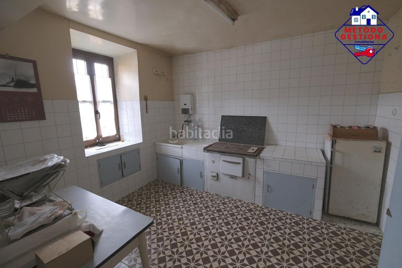 Foto c35b24ac-0d39-4b34-84f2-74a43604b26b. Casa amb aparcament a Cabuérniga