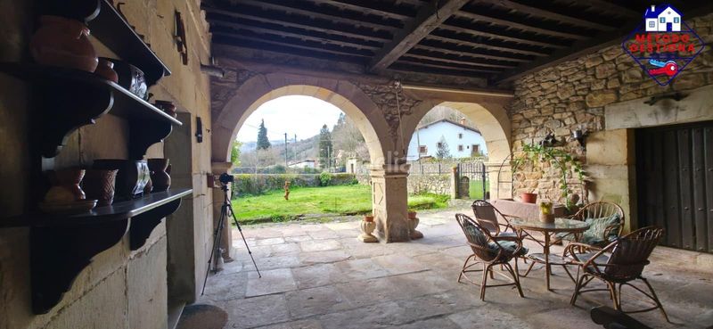 Foto e2b32ff2-7cab-4b7f-87ac-d767e2696546. Casa amb aparcament a Cabuérniga