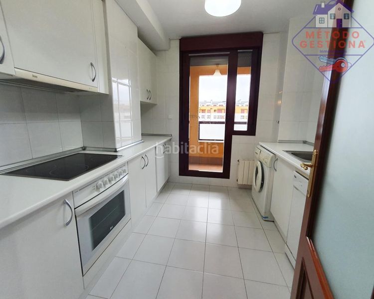 Foto 58f86248-f318-4545-b48d-cb76ae283361. Pis amb aparcament piscina a Entrambasaguas