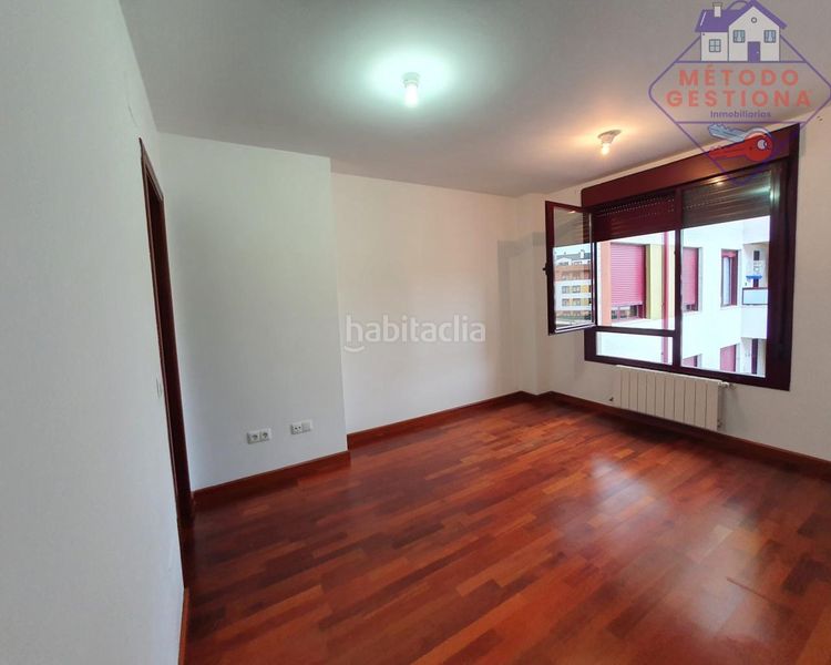 Foto 9ddf9ea7-7e9a-452e-9a05-0472a75bbdd6. Pis amb aparcament piscina a Entrambasaguas