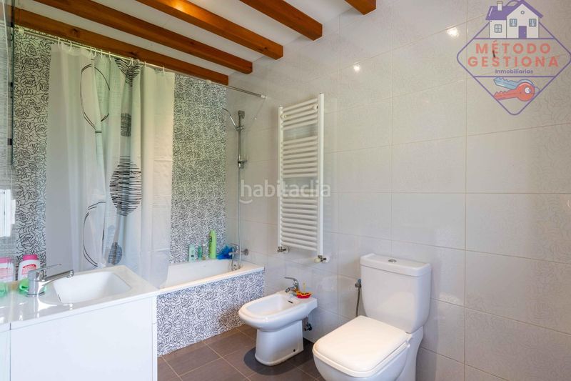 Foto 1a5b5f7b-e313-458a-800b-e12e1f1c7eed. Xalet amb aparcament a Suances