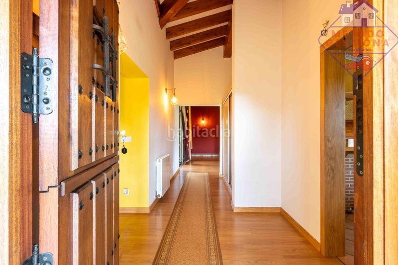 Foto 889e21e2-3e8e-4a08-ac9e-f7324e807cc8. Xalet amb aparcament a Suances