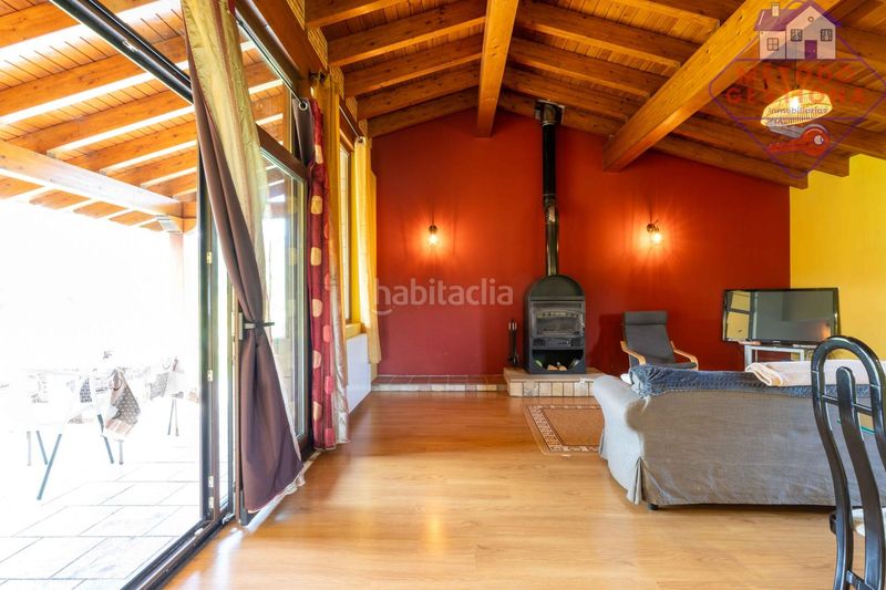 Foto acb3a5f6-49bf-42b8-89b5-7706f7cdf36a. Xalet amb aparcament a Suances