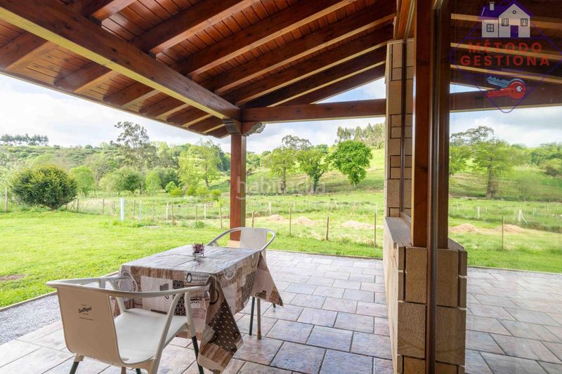 Foto e1f97c67-9fc5-411c-a4eb-d5f53f854b4a. Xalet amb aparcament a Suances