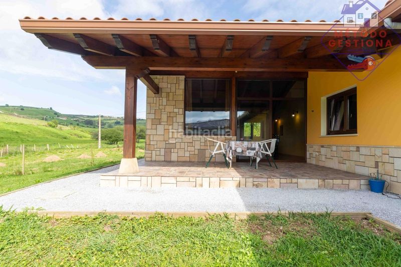 Foto e32063da-db20-420c-9a85-3c8b6b9c122d. Xalet amb aparcament a Suances