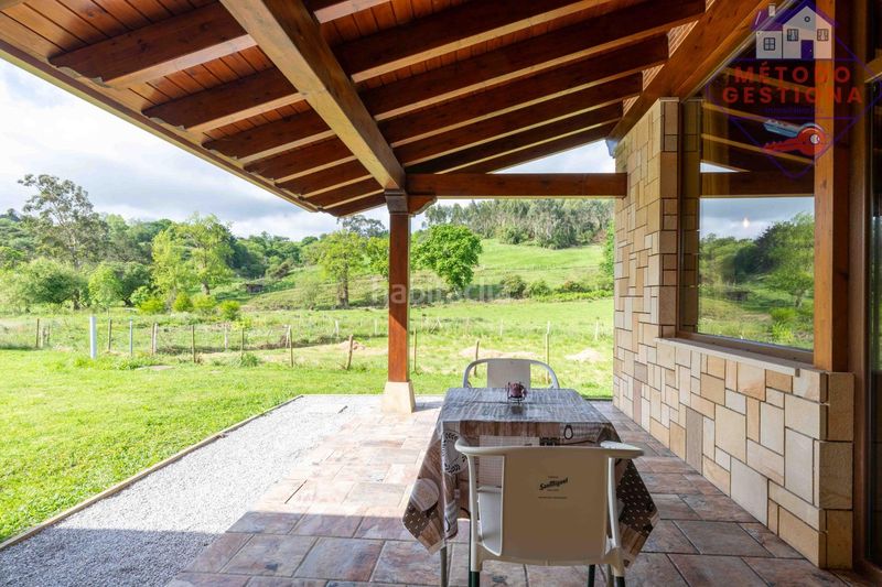 Foto e85f0406-03c9-444d-9975-c36dc94b71f9. Xalet amb aparcament a Suances