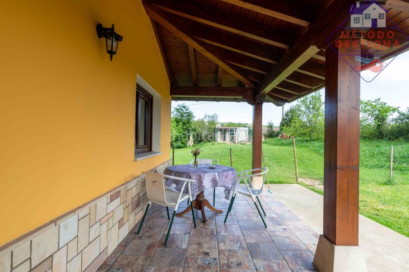 Foto ec77bc1a-c040-44fa-919e-cf73f8fbcebe. Xalet amb aparcament a Suances