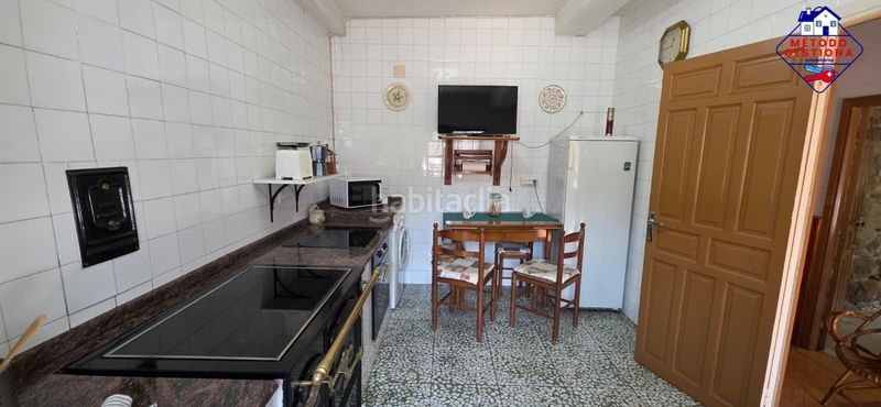 Foto 01ba1a8a-ebca-4f36-ad0d-fbd93dd21930. Casa amb aparcament a Cabuérniga