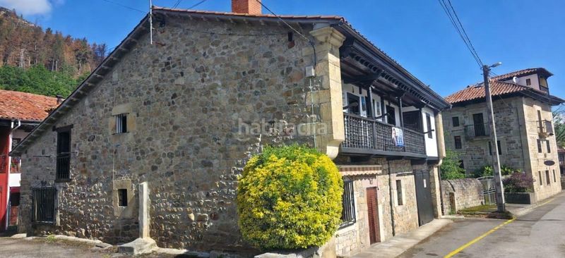 Foto 643f1810-c713-4141-9d5b-393bdc526297. Casa amb aparcament a Cabuérniga