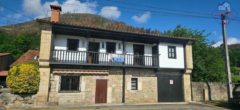 Foto f90e9551-b901-45c7-b26b-bec8b18d0f52. Casa amb aparcament a Cabuérniga