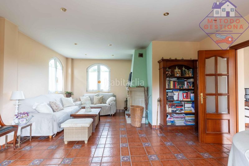Foto 245be236-beb3-4ac1-80a2-aefe003945bc. Casa amb calefacció aparcament a Alisal - San Román Santander