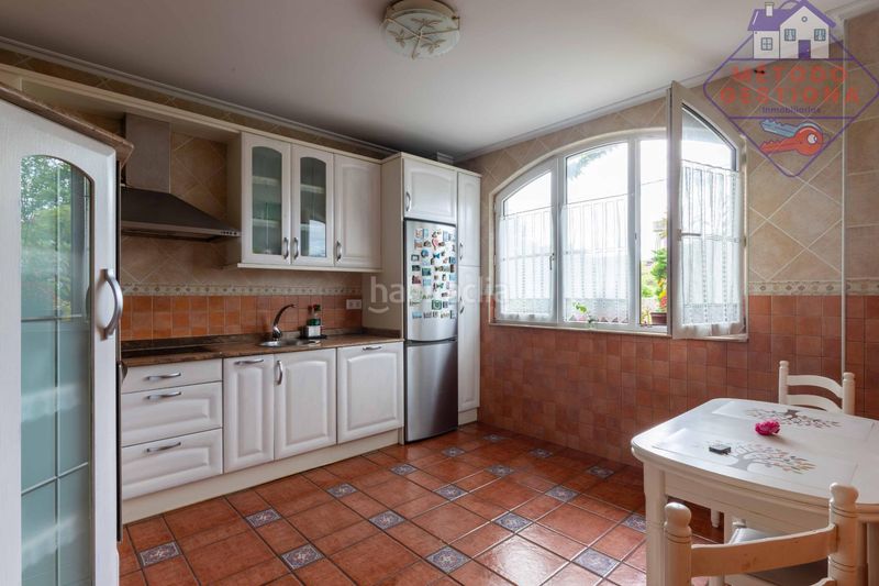 Foto ef4a6ec9-a19f-4482-ae9d-f0d36b6398a7. Casa amb calefacció aparcament a Alisal - San Román Santander