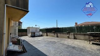 Planta baixa a Zurita. Bajo luminoso con gran terraza privada en zurita de piélagos