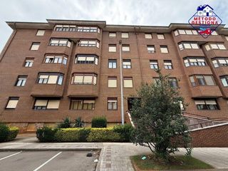 Lloguer Pis a Astillero (El). Piso en alquiler fijo en astillero