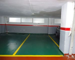 Lloguer Aparcament cotxe a Numancia - San Fernando. Plaza de garaje abierta en isaac peral al lado del sepe