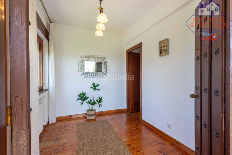 Foto c2cf7f00-e9b4-4f54-b07c-368b79dd531f. Casa amb calefacció aparcament a Suances