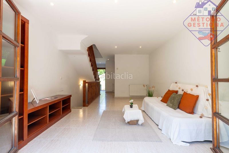 Foto 37998b56-bd41-44d1-a0fe-468157aad8dc. Casa adossada amb calefacció aparcament a Arce Piélagos