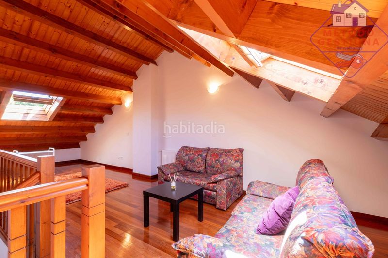 Foto 5093e97c-bc0d-440c-a301-ae5c965a7907. Casa adossada amb calefacció aparcament a Arce Piélagos