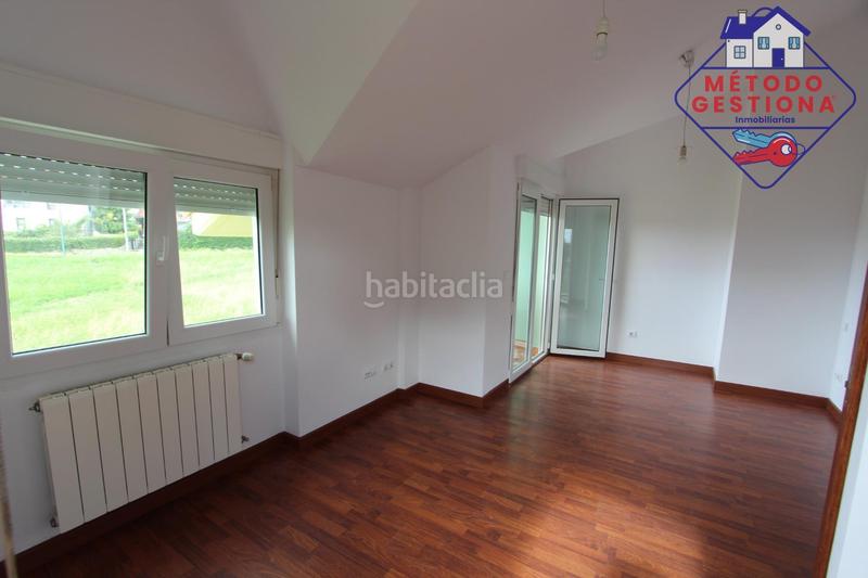 Foto 5d98f612-74d6-4988-a1c6-af0b629ca86e. Casa bifamiliare con riscaldamento parcheggio in Suances