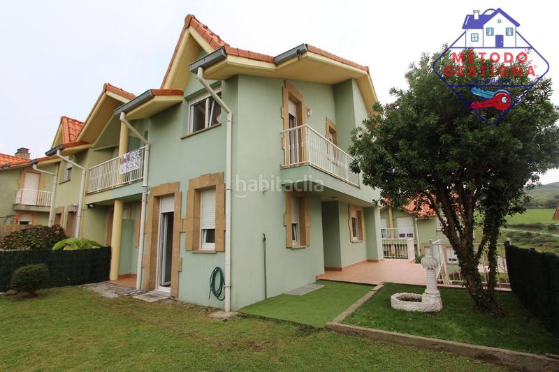 Foto cbf84d2f-197b-4e32-a460-f8fafe15261a. Casa bifamiliare con riscaldamento parcheggio in Suances
